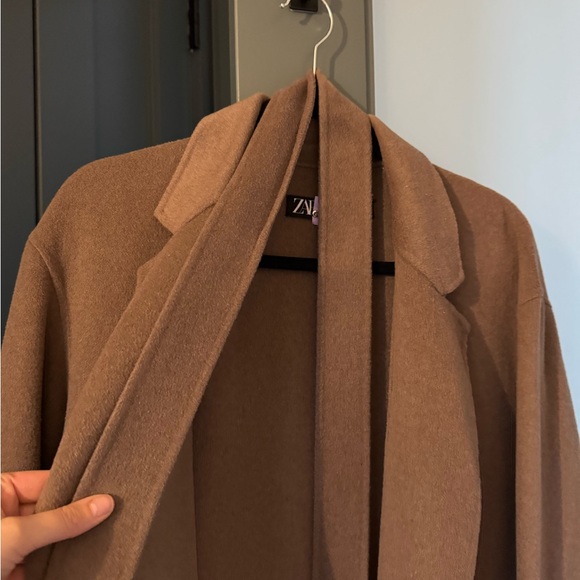 Zara Classic Brown Coat - Picture 2 of 4